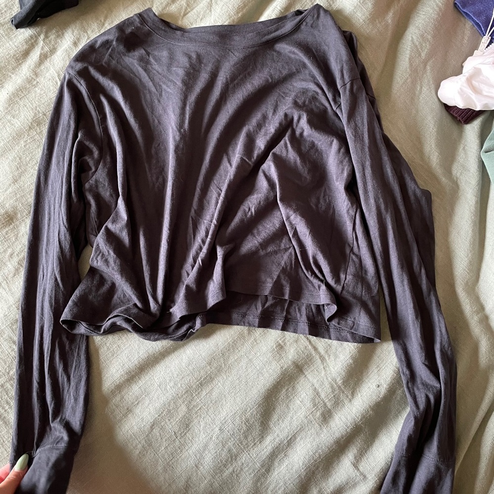 Long sleeve crop top